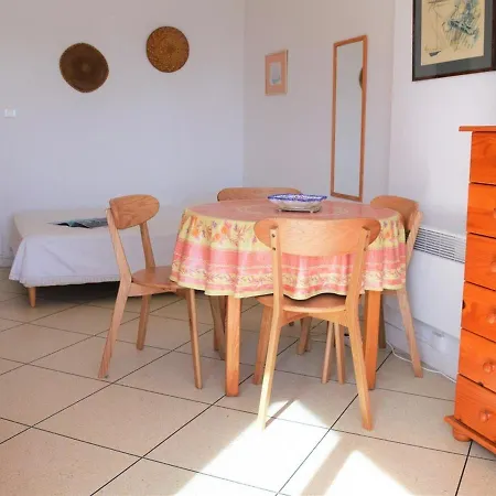Le Lavandou, 1 Pièce, 2 Personnes - Fr-1-251-307 Appartamento